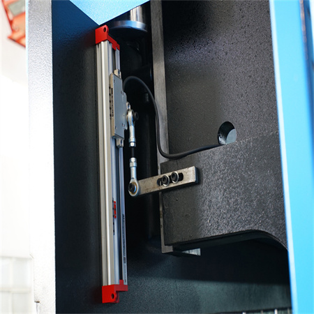 CNC स्वचालित एल्युमिनियम स्टील हाइड्रोलिक प्रेस ब्रेक इलेक्ट्रिक शीट मेटल झुकाउने मेसिन रोबोटको साथ